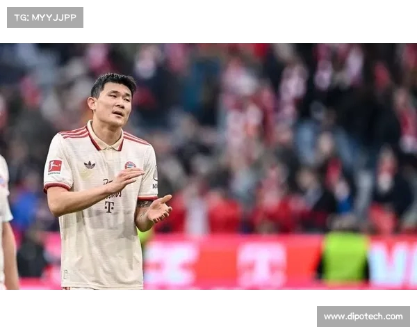 孔帕尼:迪亚斯身体状态良好训练提前启动因此成为球队重要主力 孔帕尼:迪亚斯身体状态良好训练提前启动因此成为球队重要主力